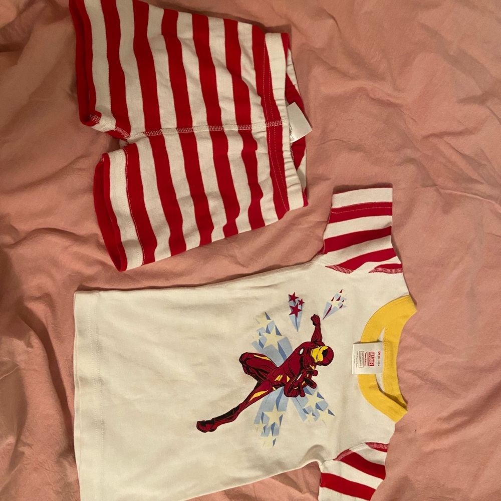 Hanna Andersson pajamas, set, 4T, Marvel.